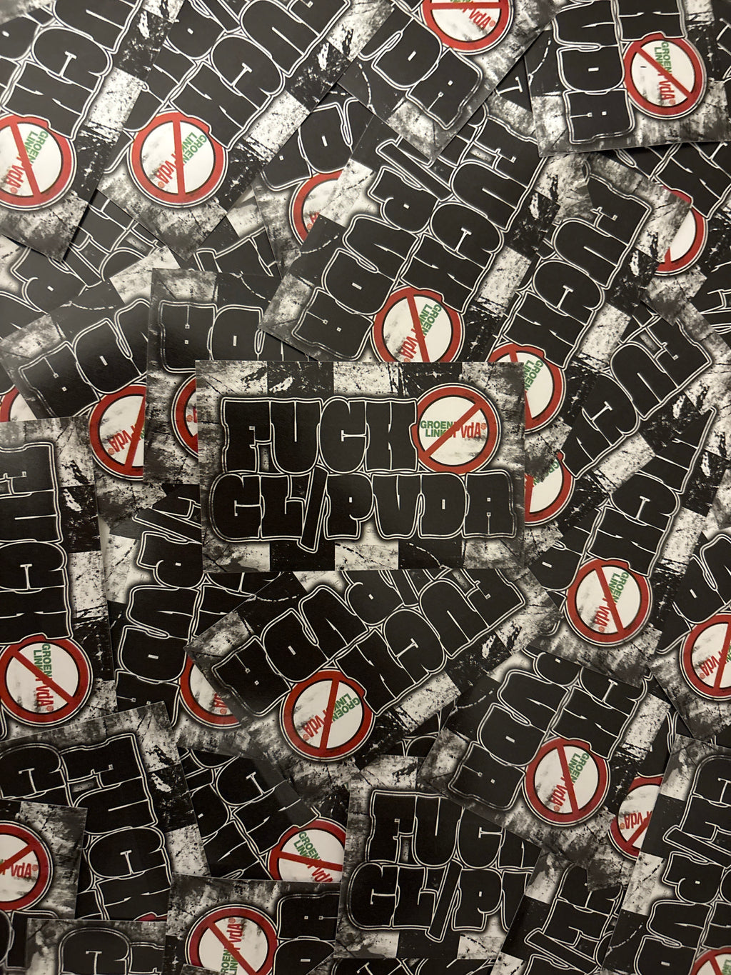 Fuck Groenlinks/PVDA Mini-stickers (8,5x5,5 CM)